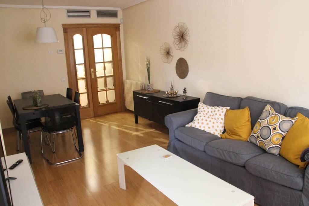 Amplio Apartamento Plaza De Toros Zaragoza Exteriér fotografie